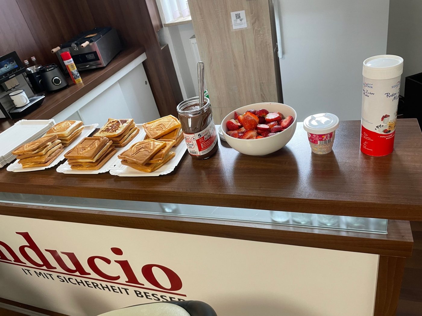 Waffeln mit inducio-Logo